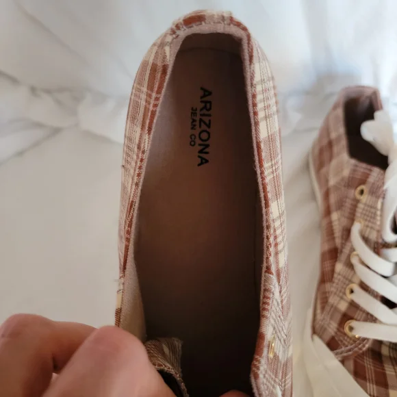 Arizona Jeans Plaid Canvas Sneakers - Picture 5 of 9